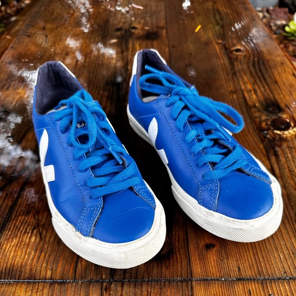 Veja Shoes Veja Blue Leather Lace Up Shoes Size 5 Poshmark
